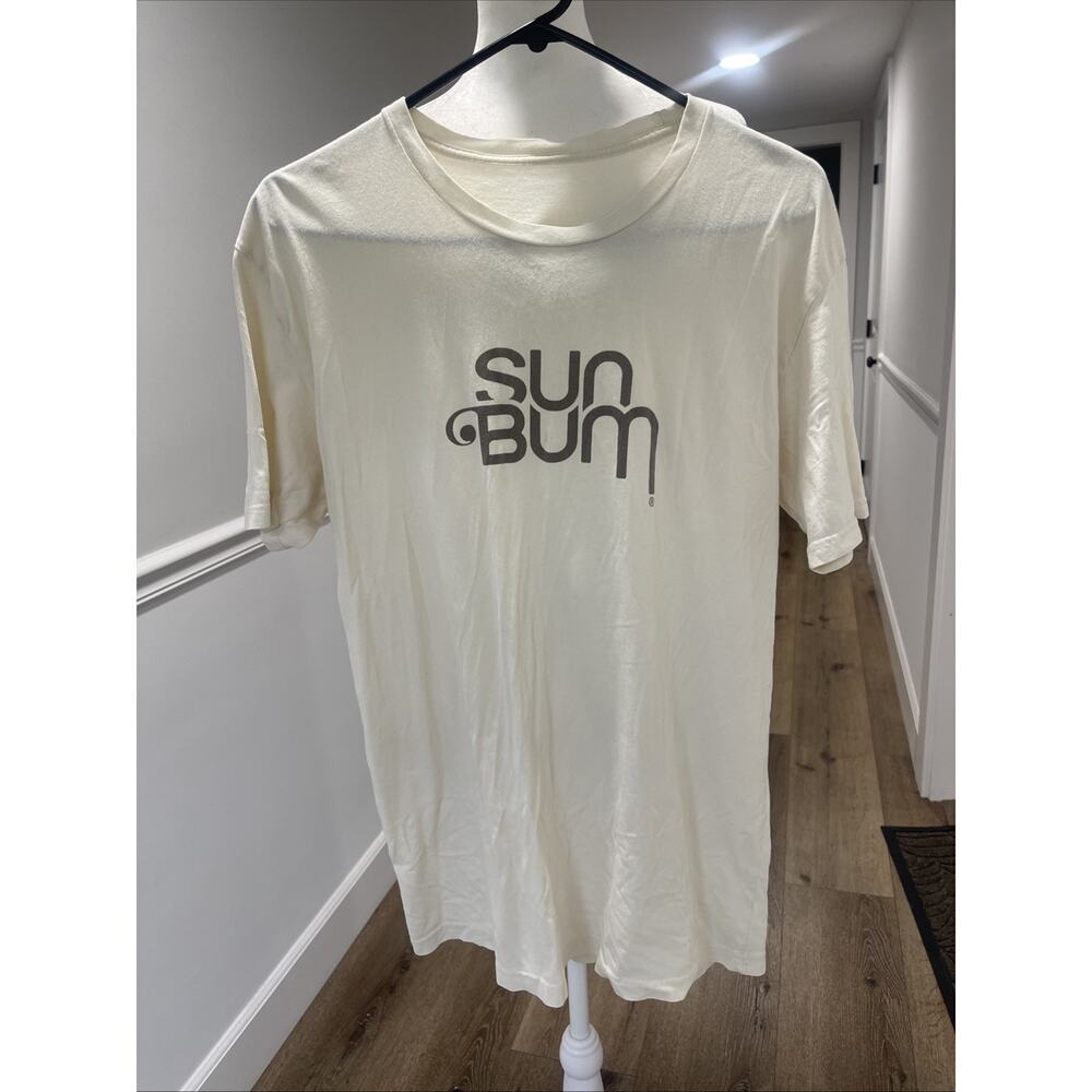 SUN BUM Sunscreen Women’s T-Shirt Sz M Retro 90s Beachy Unisex Short Sleeve Crew
